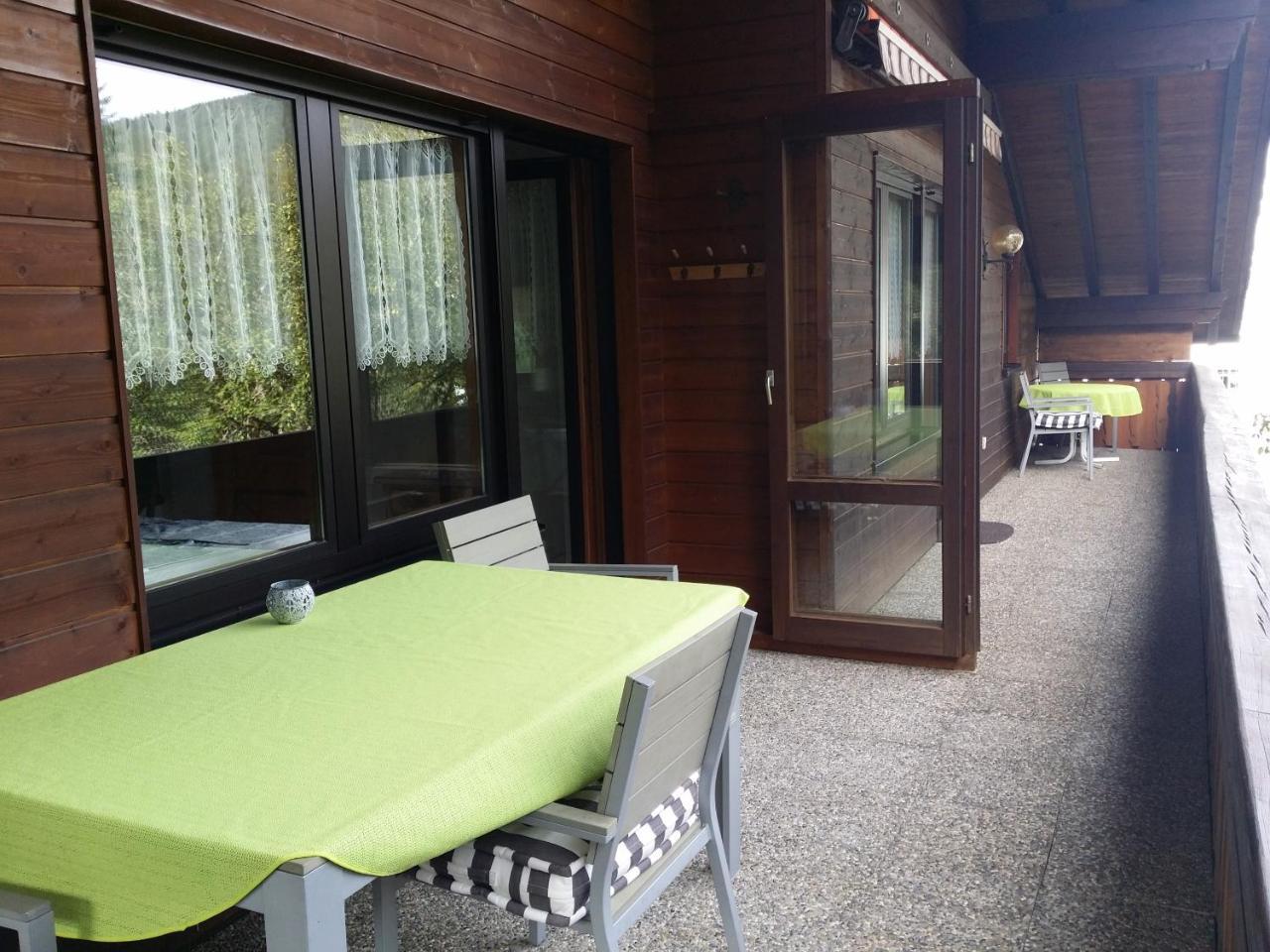 Schwarzwald - Villa Appartments Titisee エクステリア 写真